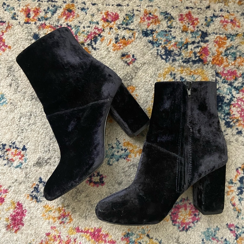 Urban outfitters velvet booties